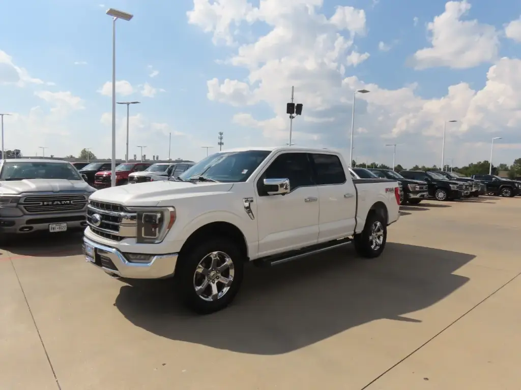 Ford F-150 2021 4x4 Lariat 4dr SuperCrew 5.5 ft. SB