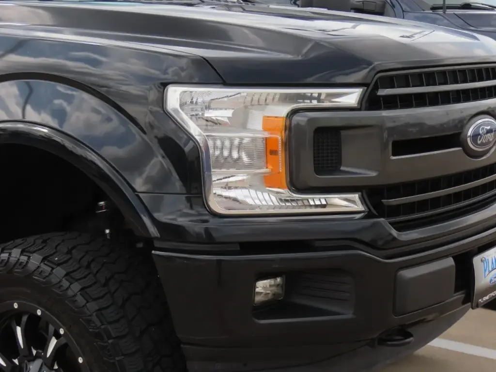 Ford F-150 2019 4x4 XLT 4p SuperCab 5.5 ft. SB