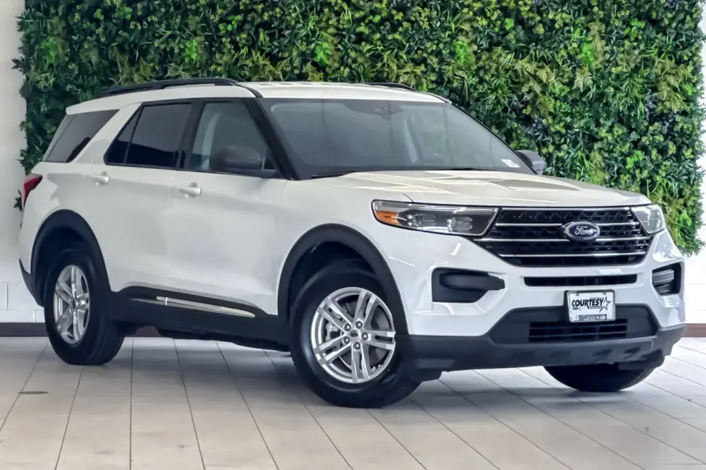 Ford Explorer 2021 AWD XLT 4dr SUV