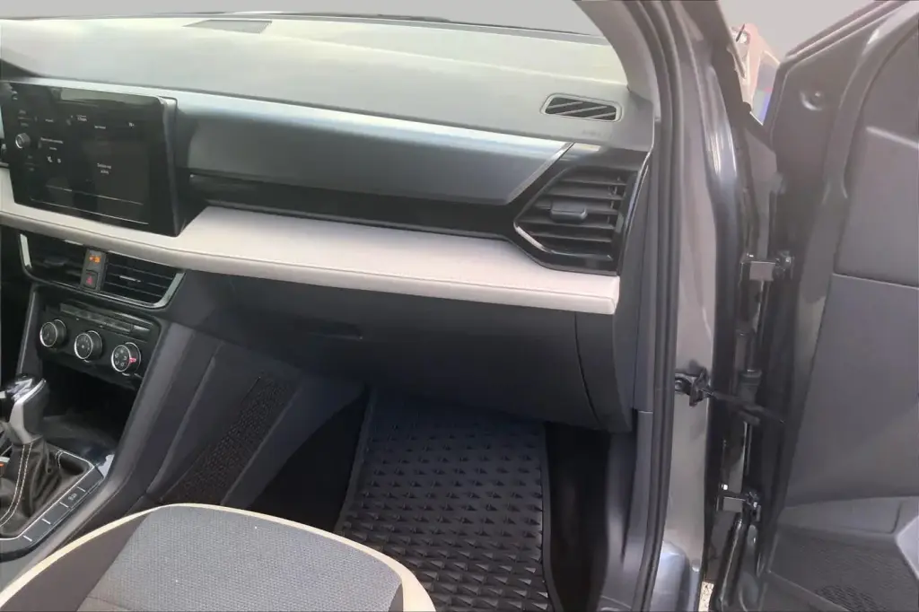 Volkswagen Taos 2025 S 4dr SUV