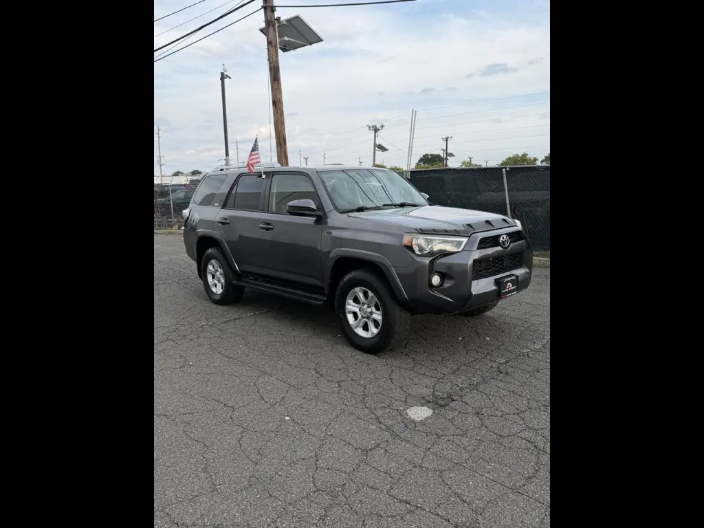 2014 Toyota 4Runner 4WD 4dr V6 Trail Premium (Natl)