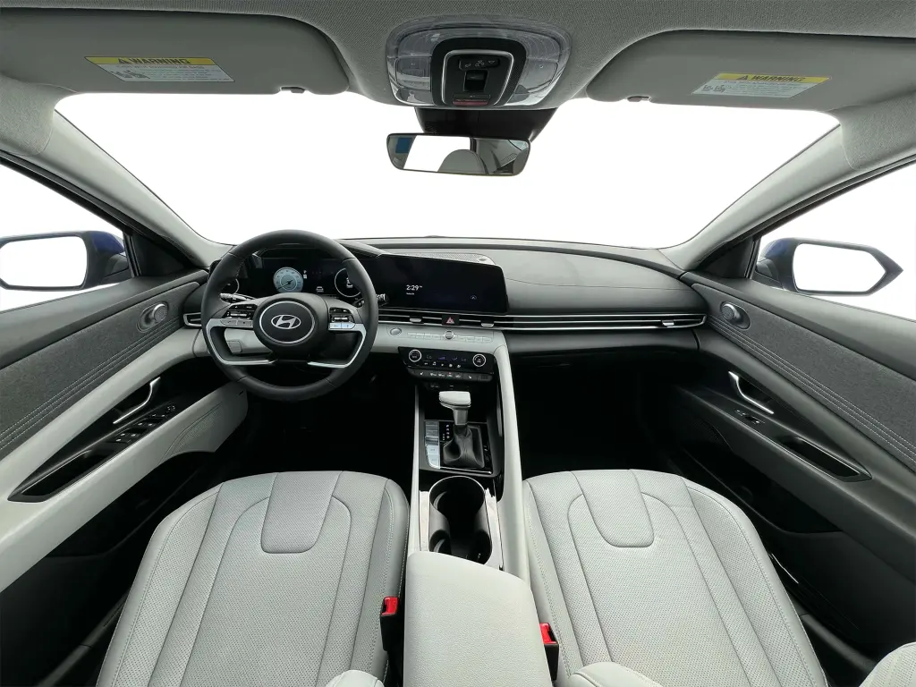 Hyundai ELANTRA 2024 Limited 4p Sedan