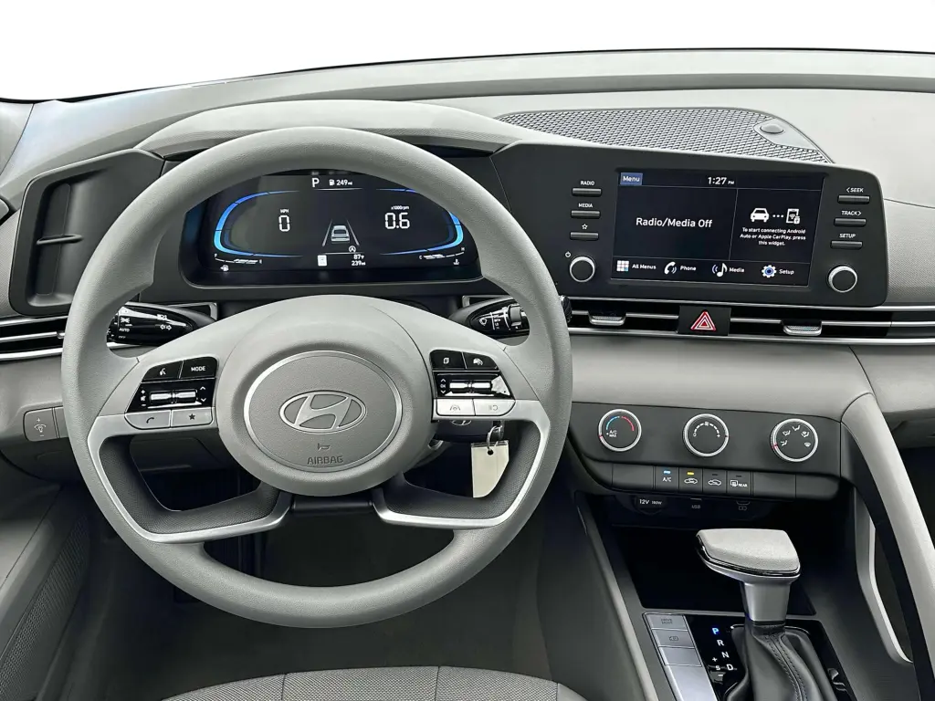 Hyundai ELANTRA 2024 SE 4dr Sedán