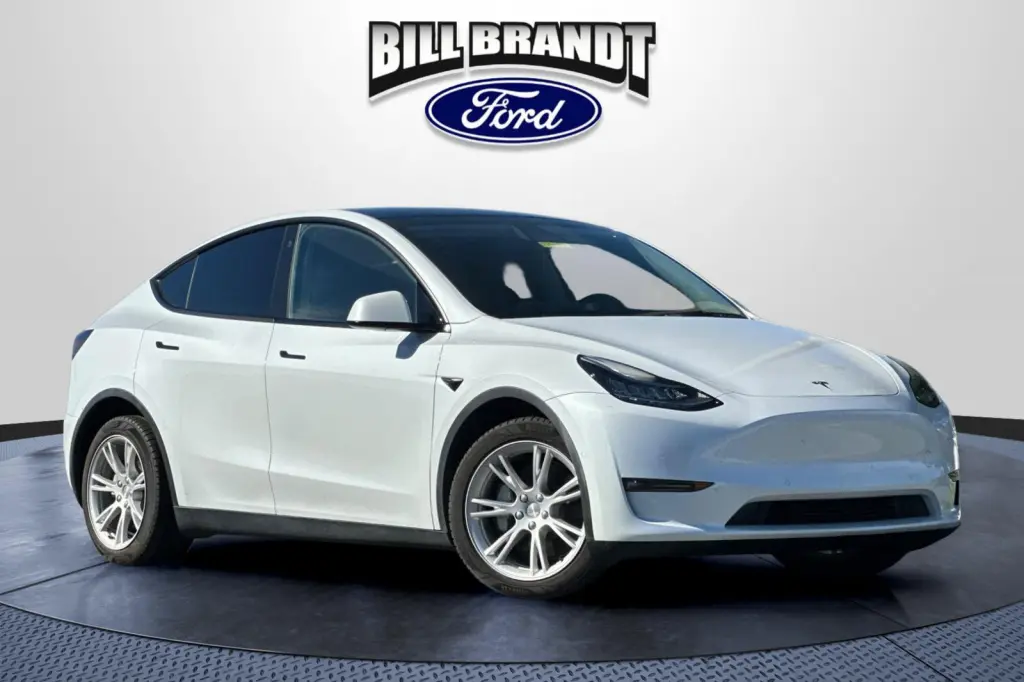 Tesla Model Y 2022 AWD Long Range 4dr Crossover