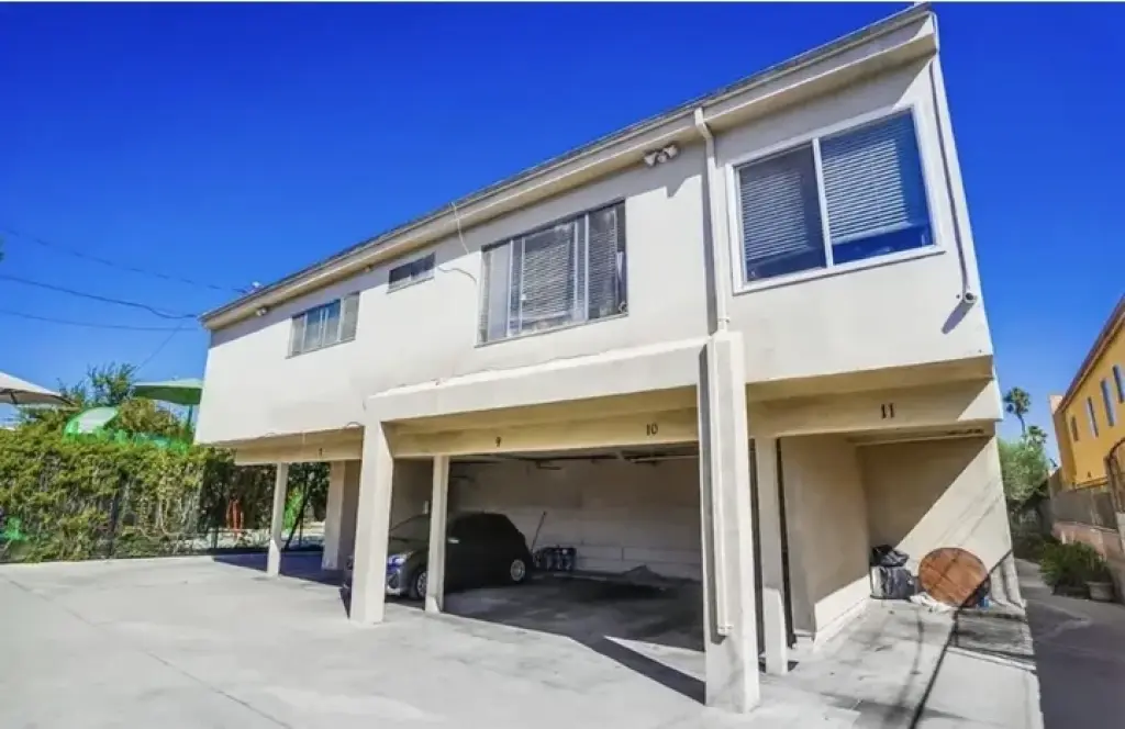 1 Bed Apartment in South LA
