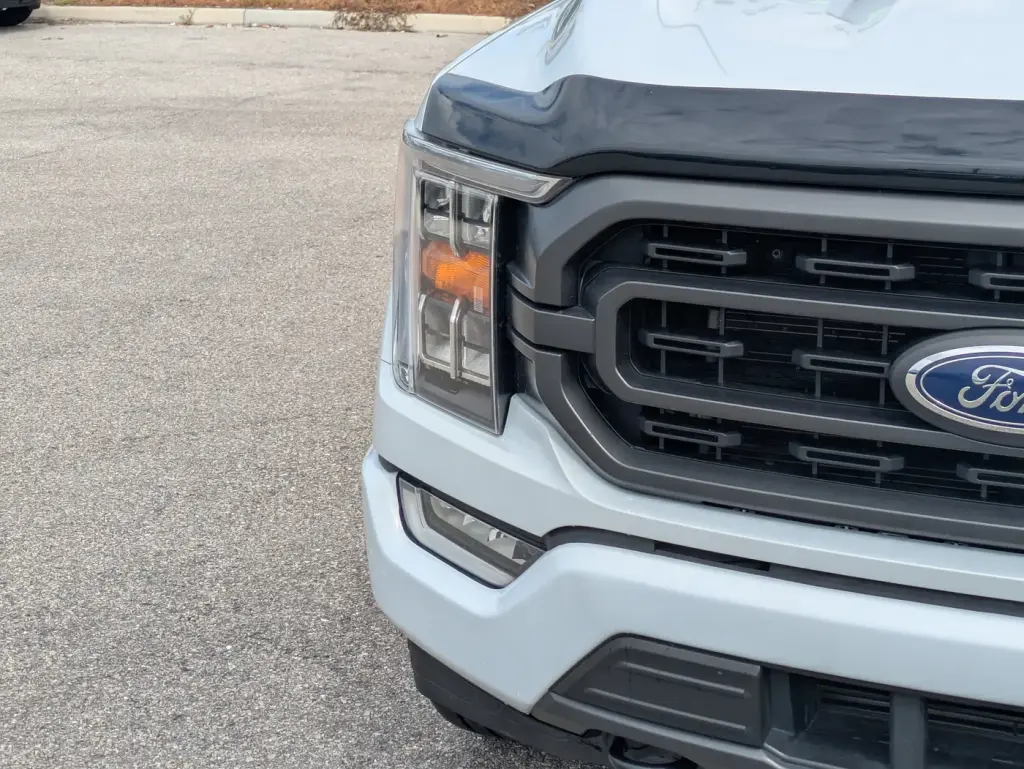 Ford F-150 2022 4x4 XLT 4dr SuperCrew 5.5 ft. SB