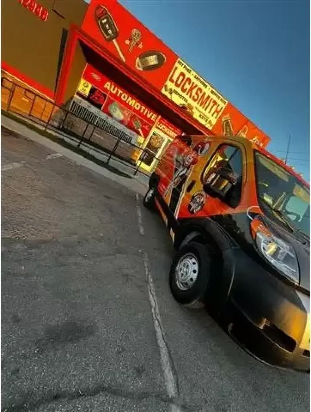 Cerrajería para autos y más