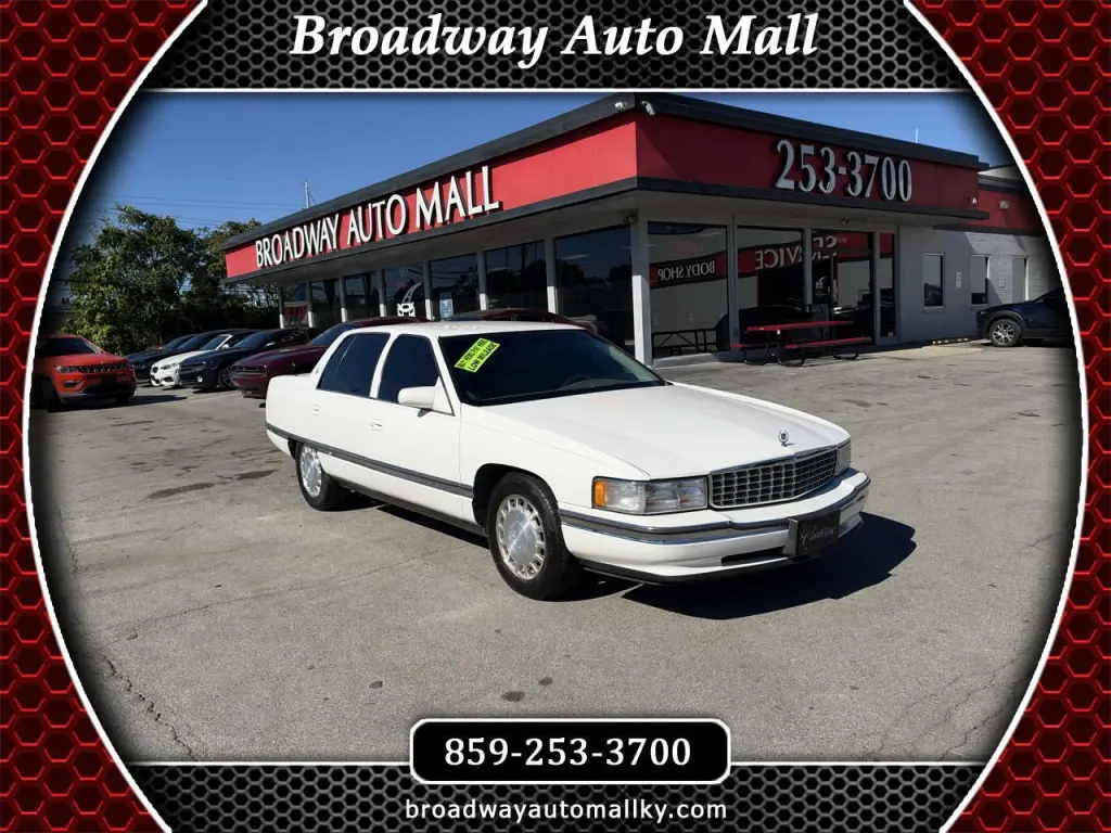 1996 Cadillac DeVille 4dr Sdn