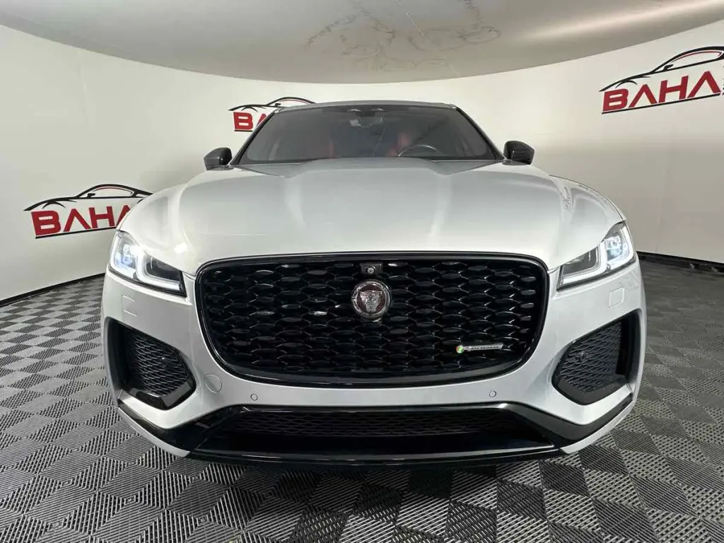 Jaguar F-PACE 2021