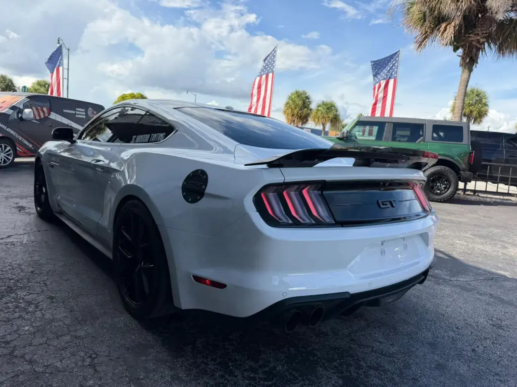 2019 Ford MUSTANG