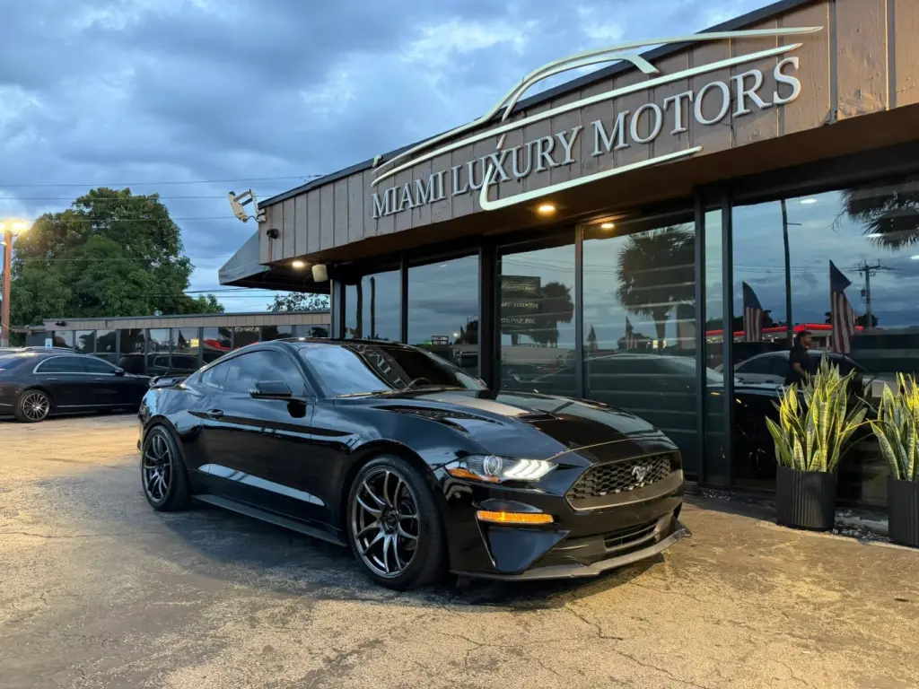 2021 Ford MUSTANG