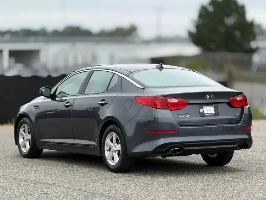 Kia Optima 2015 LX 4dr Sedán
