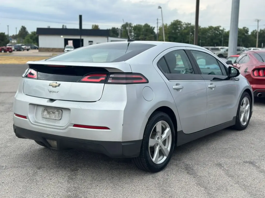 2013 CHEVROLET VOLT