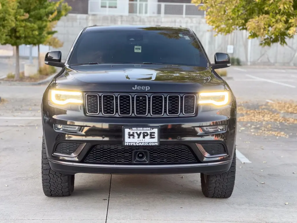 2018 Jeep GRAND CHEROKEE