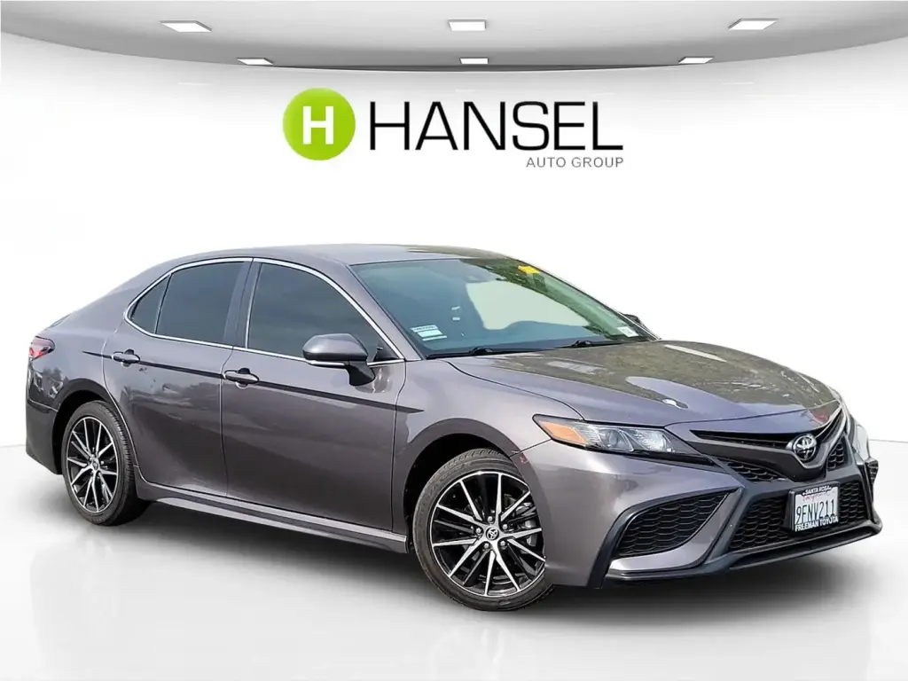 Toyota Camry 2023 SE 4dr Sedán