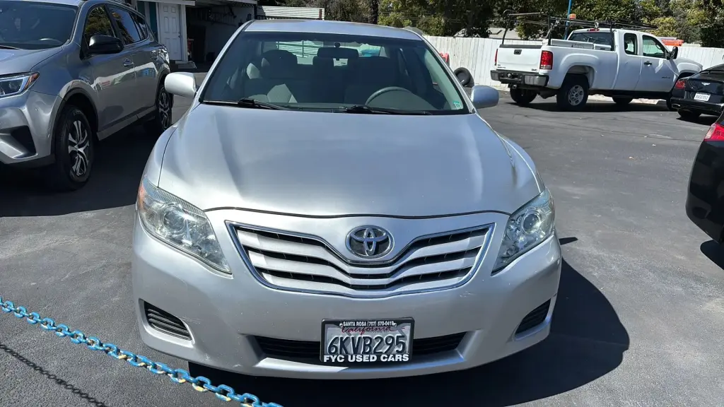 2010 TOYOTA CAMRY