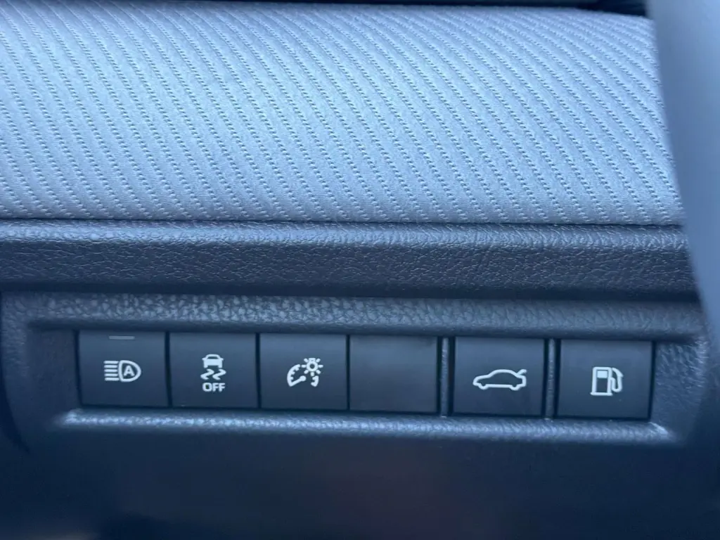 Toyota Camry 2026 SE 4dr Sedán