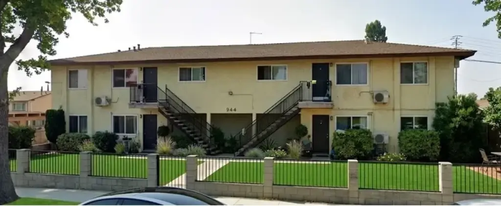 APARTAMENTO EN ONTARIO