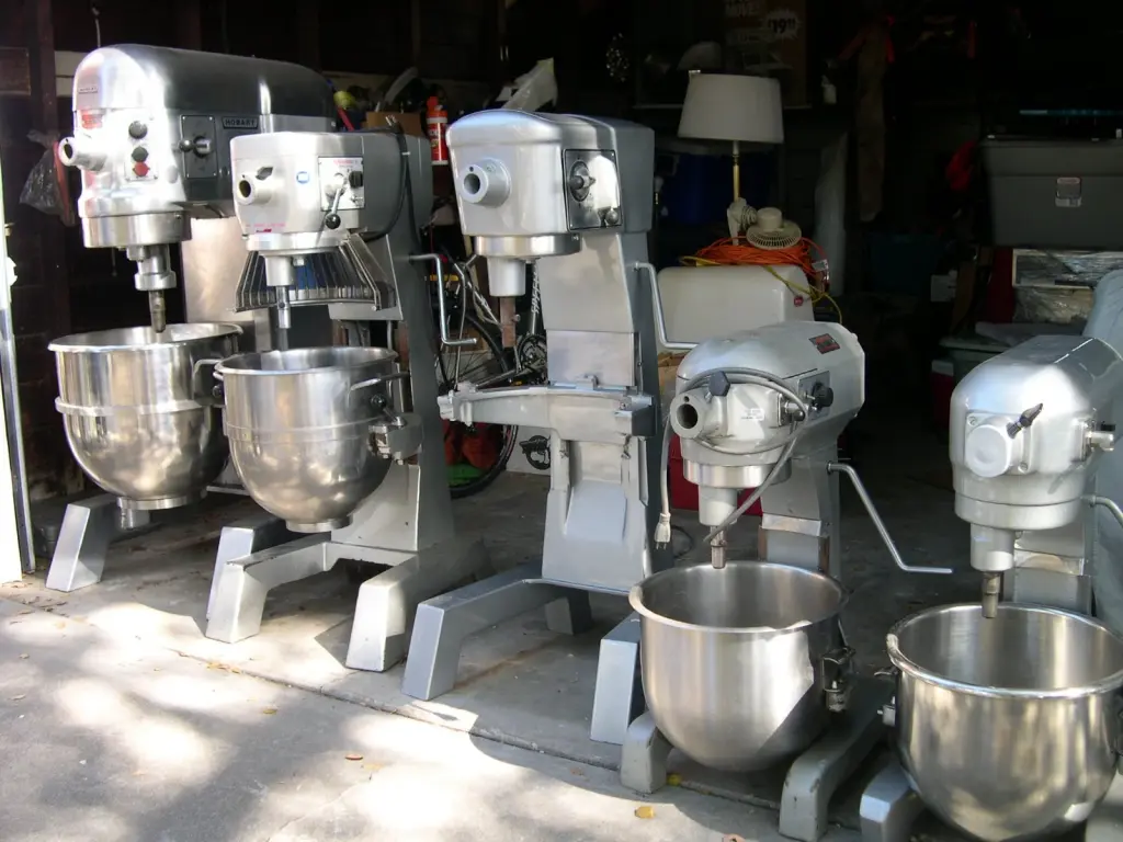 EQUIPO PARA RESTAURANTES Y MÁS