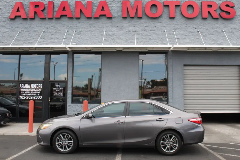 TOYOTA CAMRY 2017
