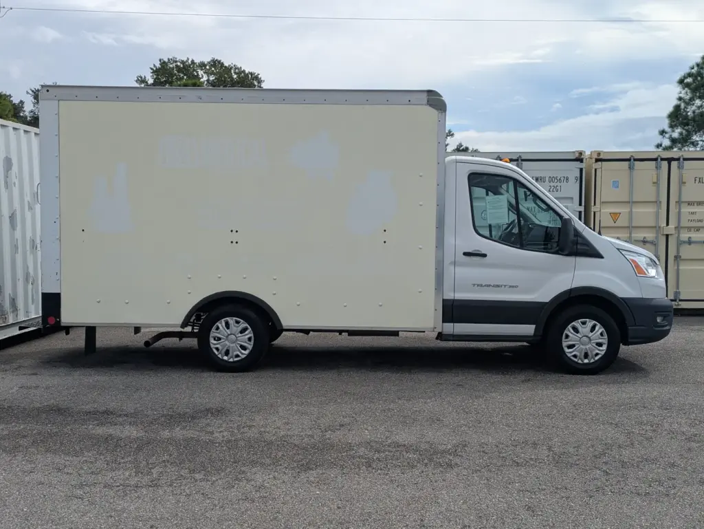 Ford Transit 2022 350 2dr 178 in. WB SRW Chassis de Corte
