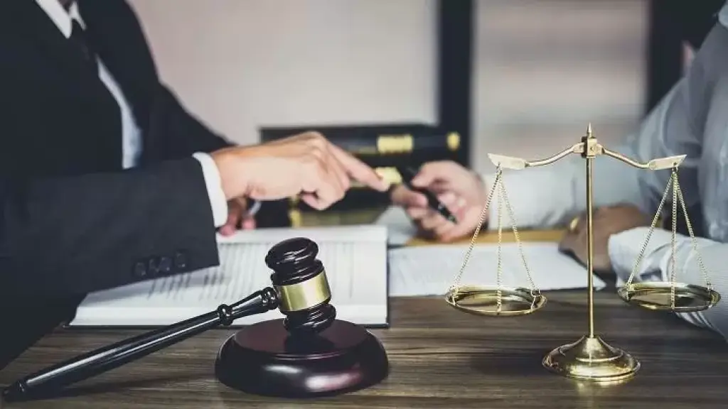 ABOGADO Su Ayuda Legal Hispana