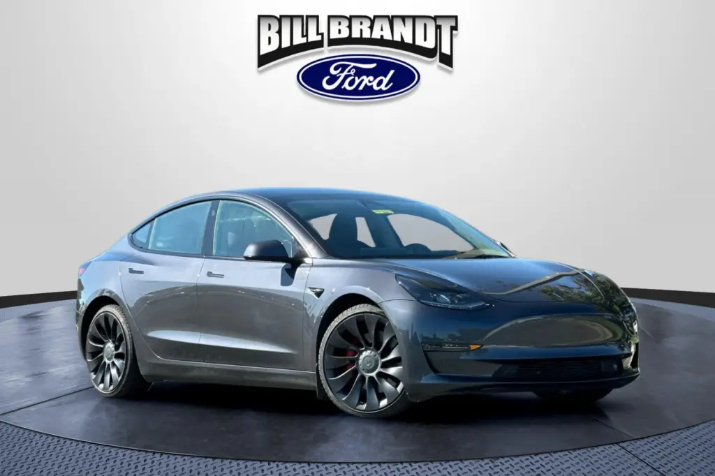 Tesla Model 3 2023 AWD Performance 4p Sedan