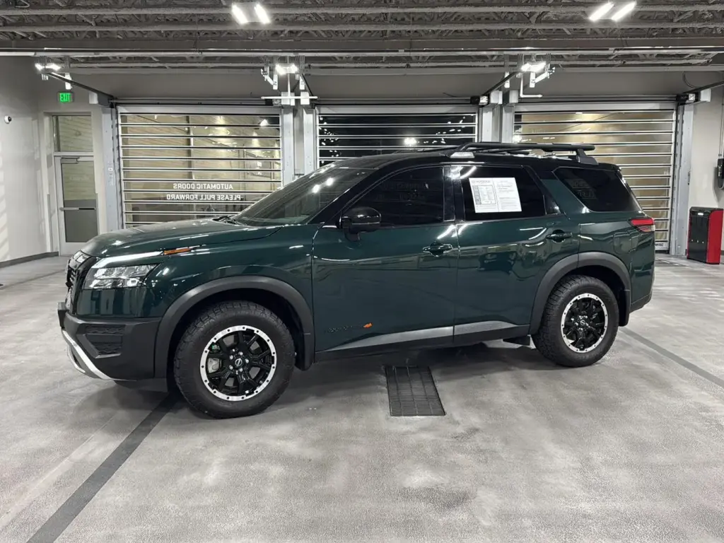 Nissan Pathfinder 2024 AWD Rock Creek 4dr SUV