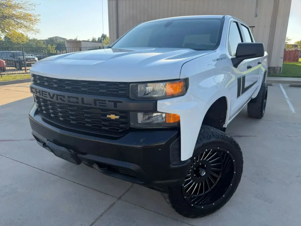 2019 Chevrolet SILVERADO 1500 CREW CAB