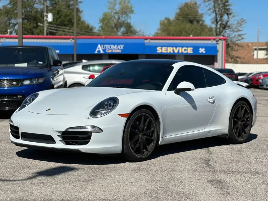 2015 PORSCHE 911