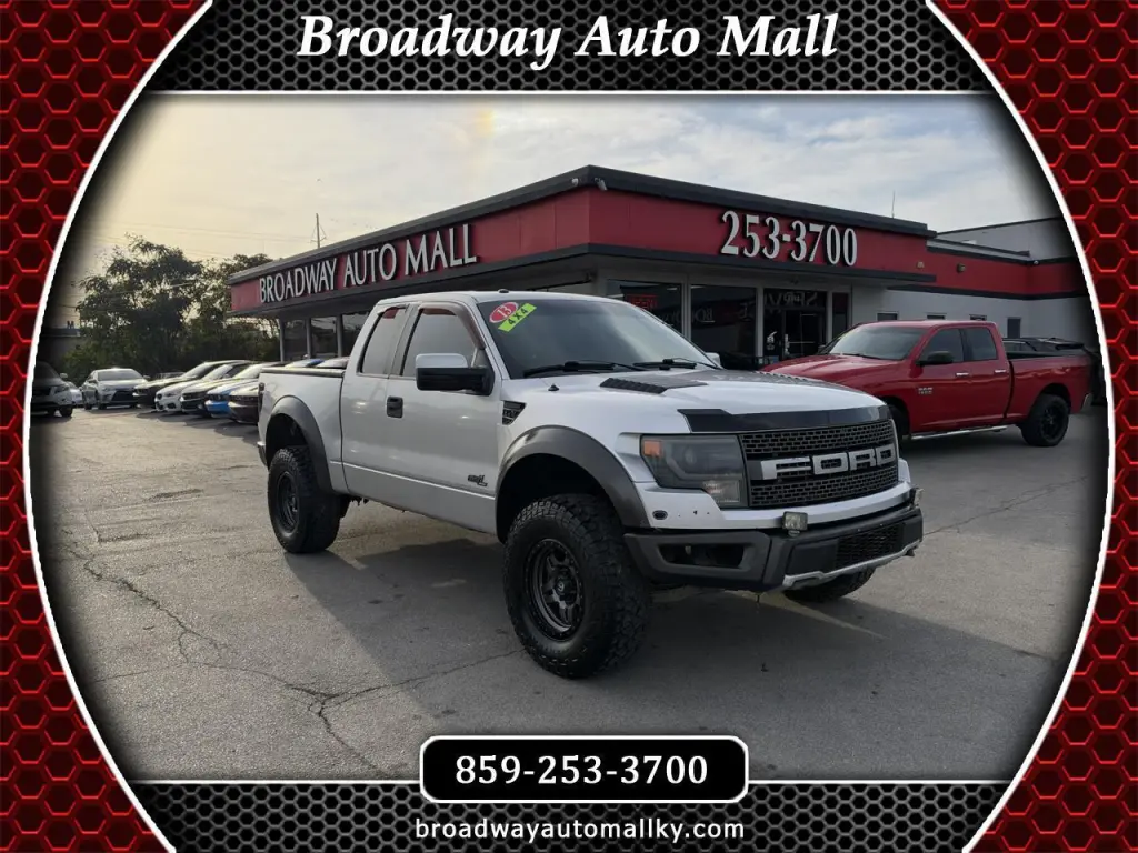 2013 Ford F-150 4WD SuperCab 133" SVT Raptor