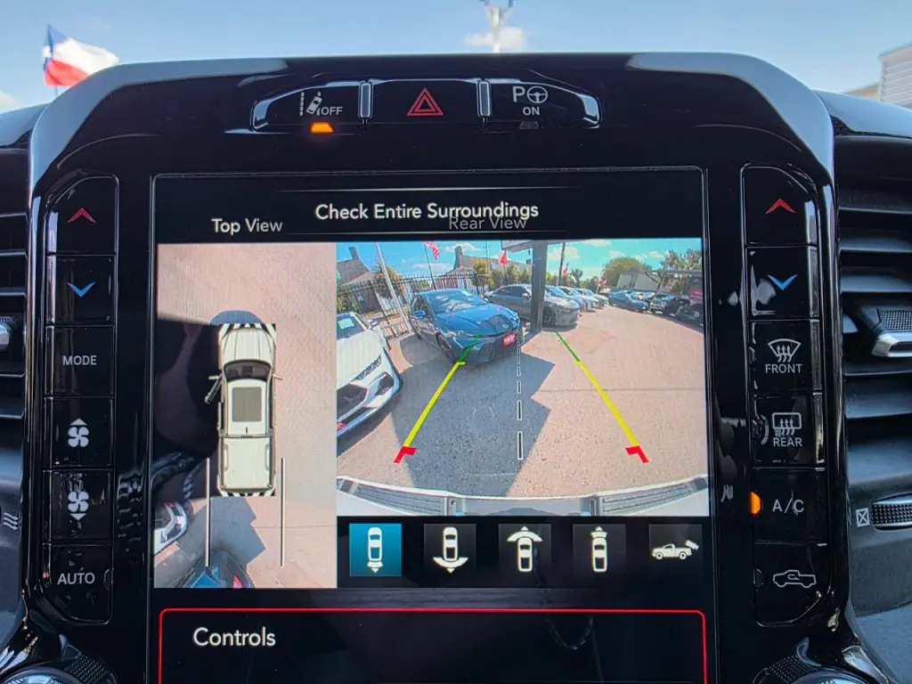 2020 RAM 1500 Laramie Crew Cab SWB 4WD