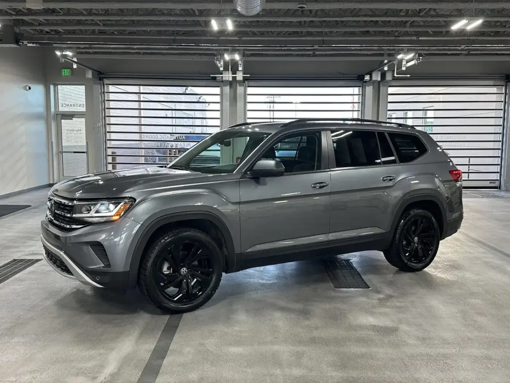 Volkswagen Atlas 2022 AWD V6 SE 4Motion 4dr SUV w/Technology