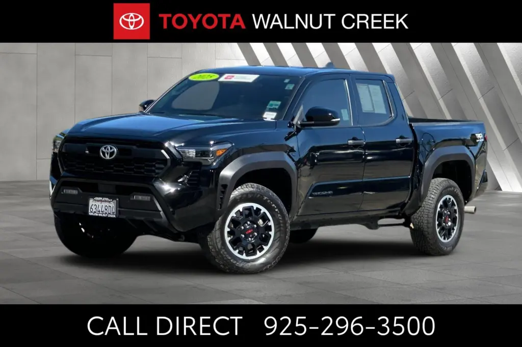 Toyota Tacoma 2025 4x4 TRD Off-Road 4dr Double Cab 5.0 ft SB 8A