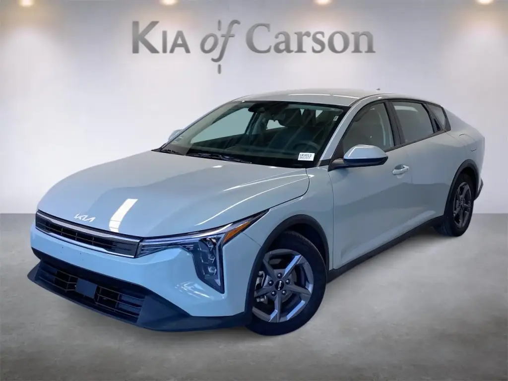 Kia K4 2025 LXS 4dr Sedán