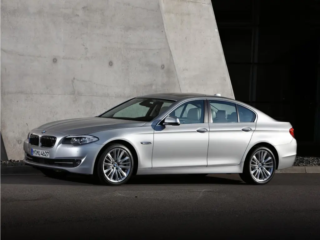 BMW Serie 5 2012 535i 4dr Sedán