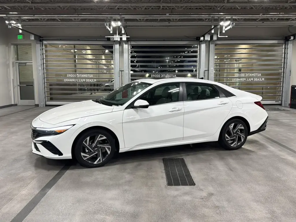 Hyundai ELANTRA 2026 Limited 4dr Sedan
