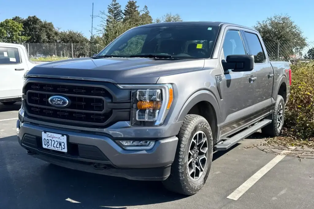 Ford F-150 2021 4x4 XLT 4dr SuperCrew 6.5 ft. SB