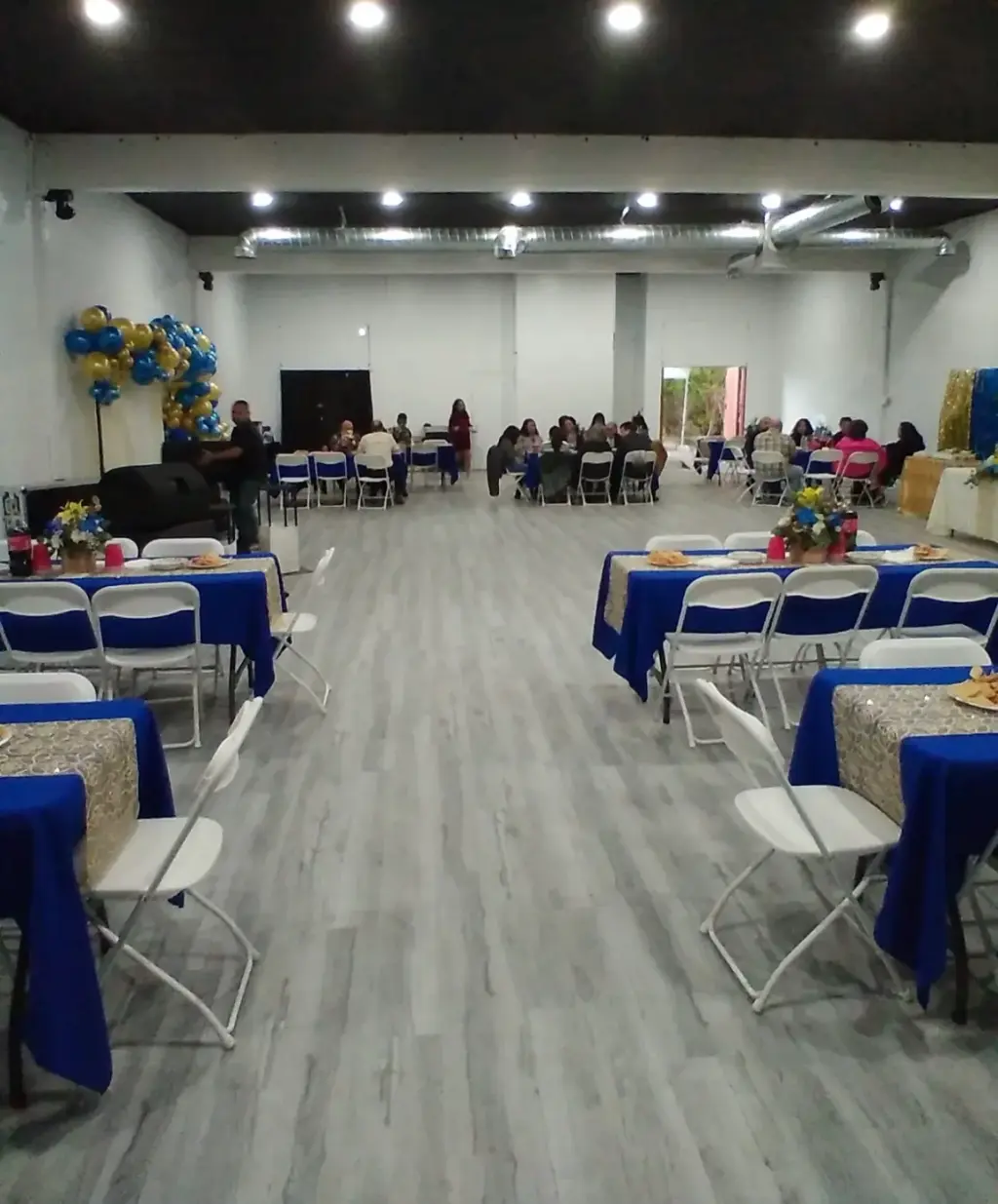 ✨ ¡Los mejores momentos se celebran en un lugar especial! 🥂