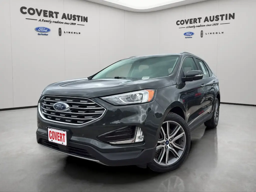 Ford Edge 2022 AWD Titanium 4dr Crossover