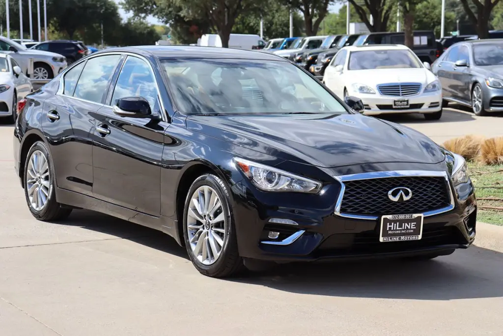2023 INFINITI Q50