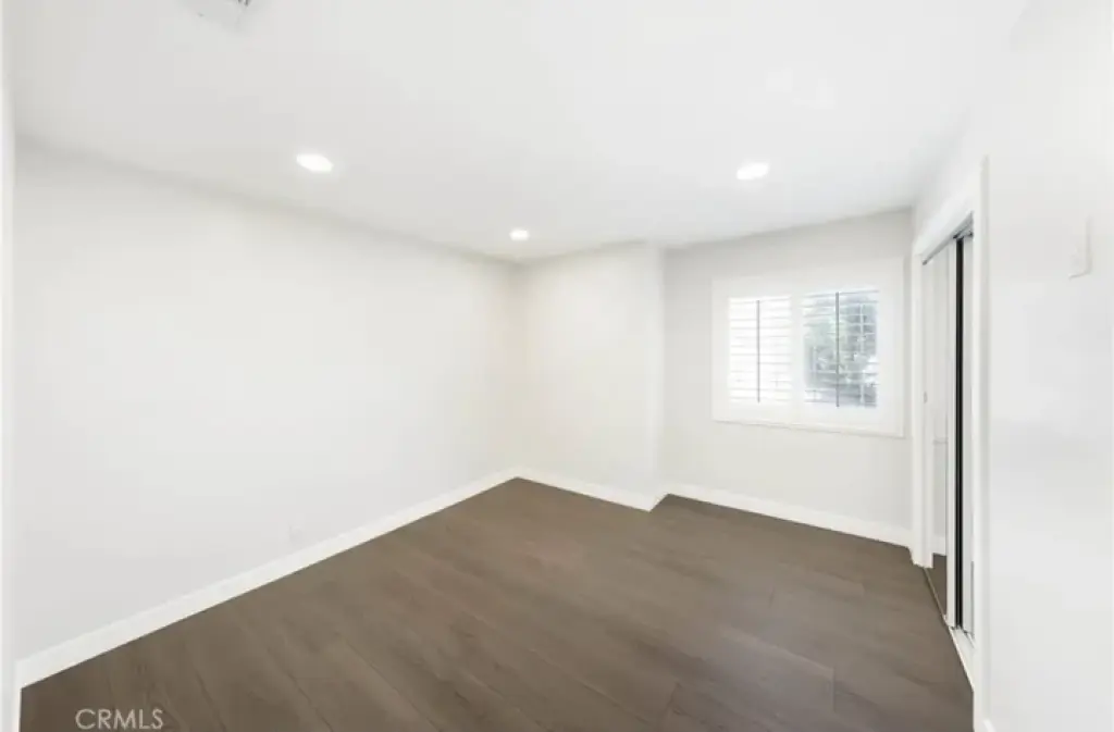 3 Newport Ave, 3 baños