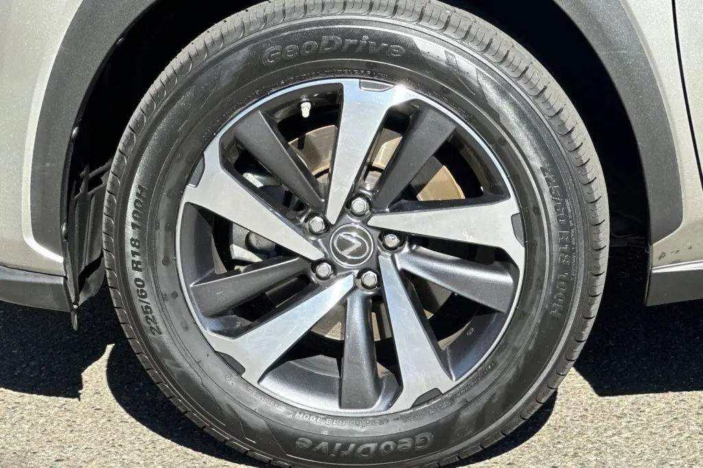 Lexus NX 300 2019 AWD 4dr Crossover