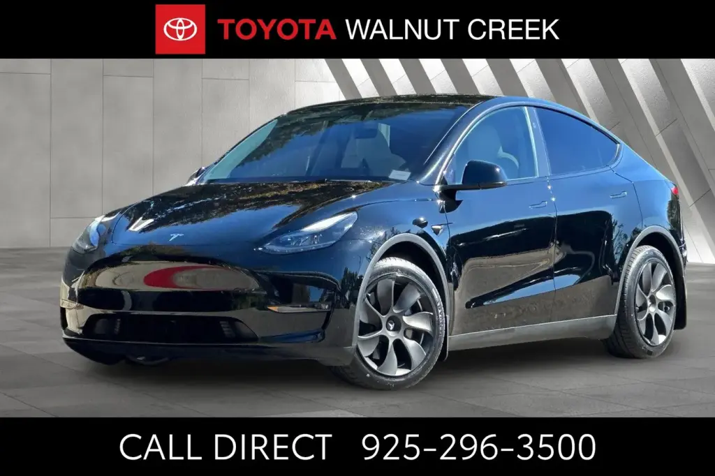Tesla Model Y 2023 AWD Long Range 4dr Crossover