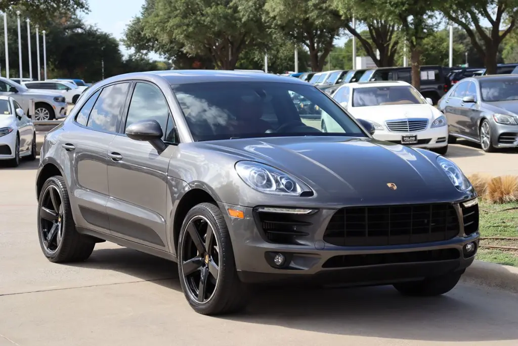2016 Porsche Macan
