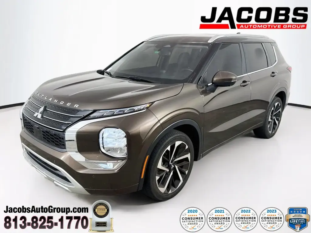 Mitsubishi Outlander 2024 SEL 4dr SUV