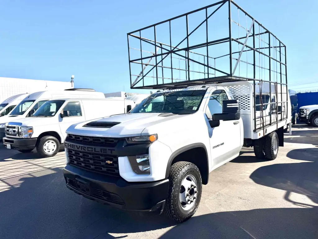 2020 Chevrolet Silverado 3500HD CC FLAT BED