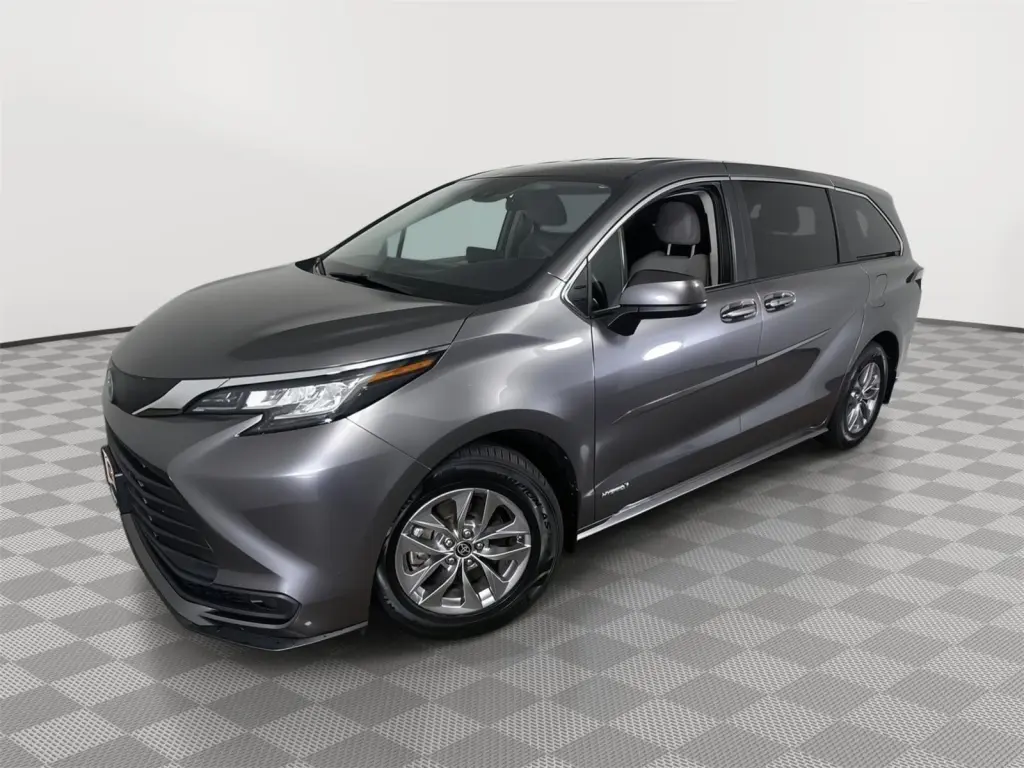 2021 Toyota Sienna