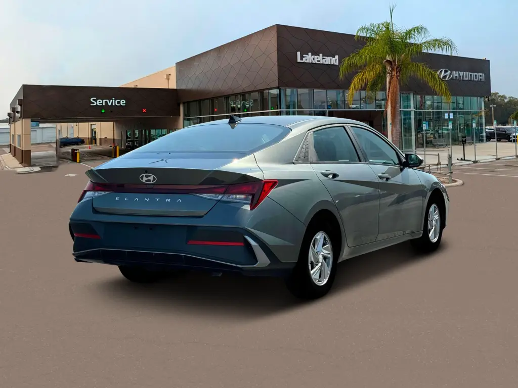 Hyundai ELANTRA 2025 SE 4dr Sedán