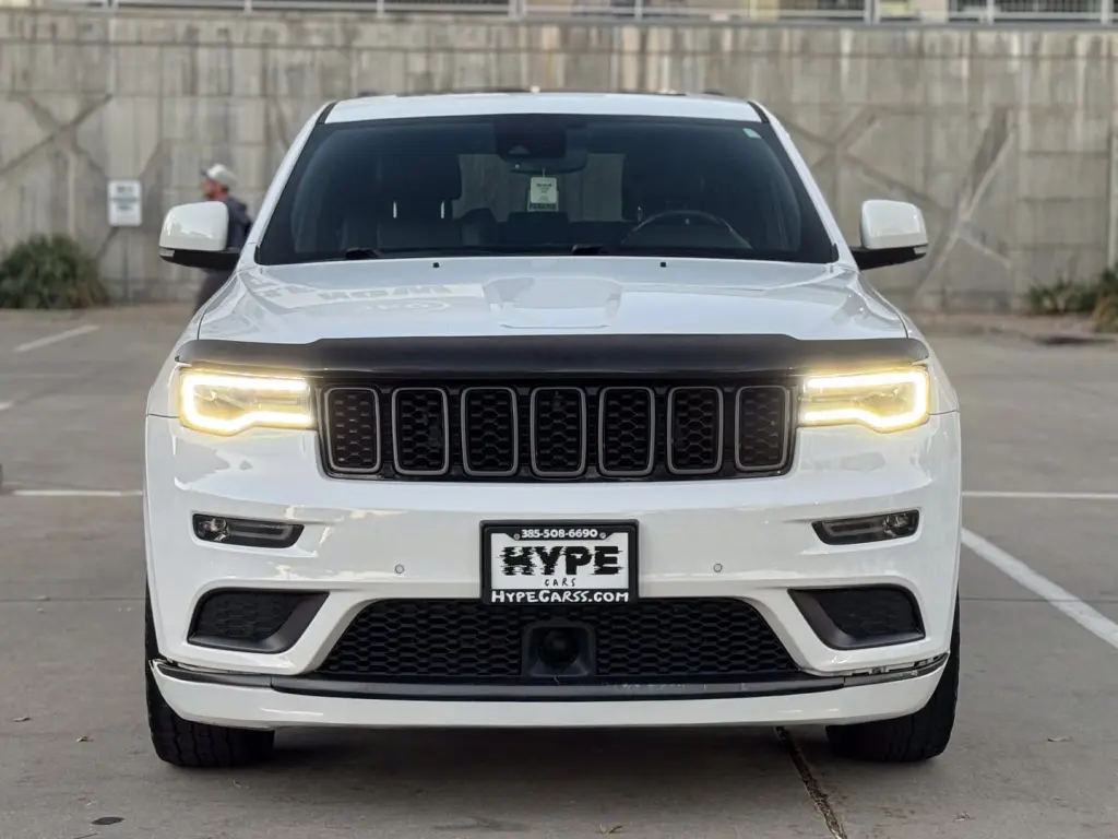2020 Jeep GRAND CHEROKEE